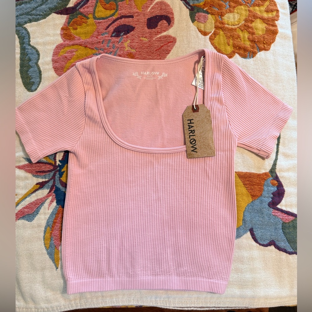 Harlow Light Pink Ribbed Short Sleeve Top